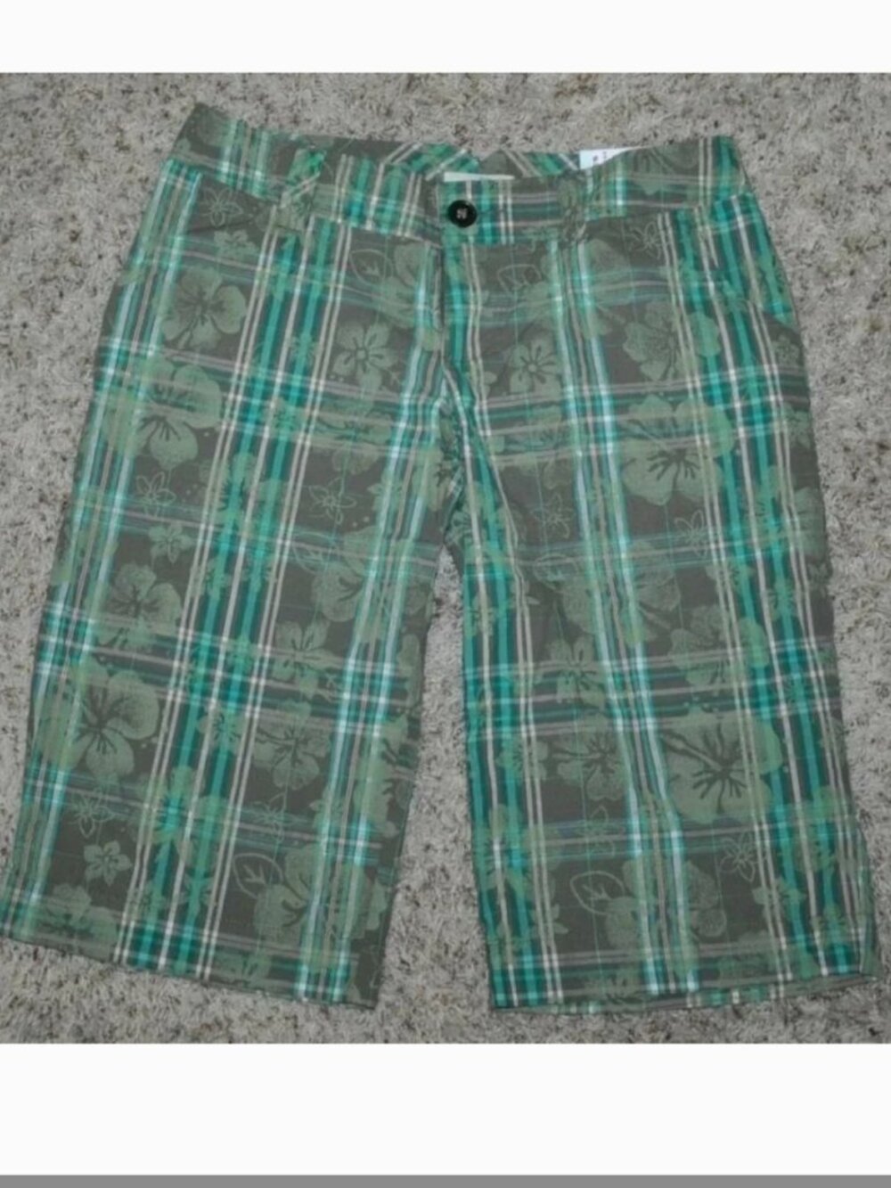 SO Capris Jr 7 Green Hibiscus Plaid Lowrise Lightweight Crop Pants Teen Girls